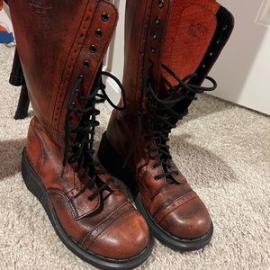 Rare Discontinued Dr. Martens 9A21 CK D 10